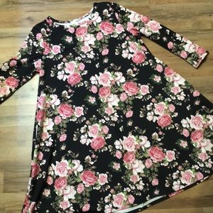 Honey and Lace Brea dress with POCKETS!